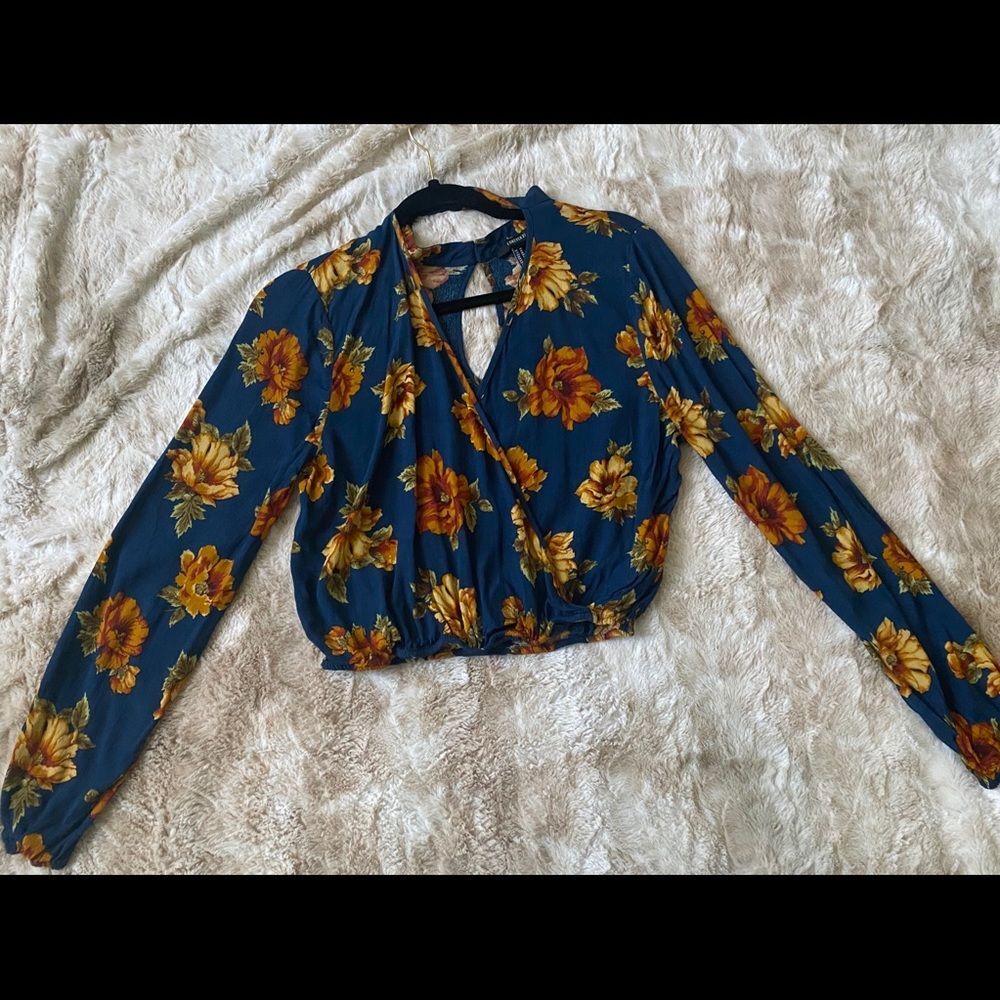 Forever21 Floral surplice cutout top